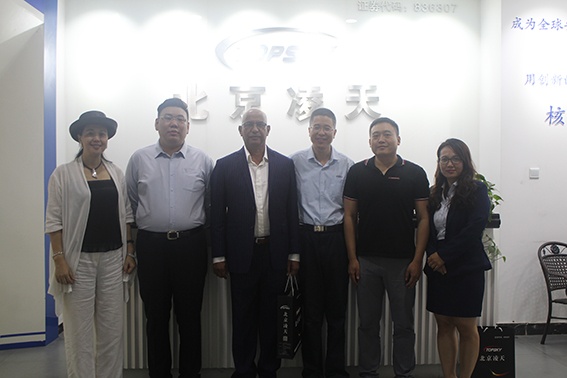 近日，尼日爾防務部門負責人蒞臨北京凌天，專題考察安檢、排爆、反恐等軍用警用技術裝備。